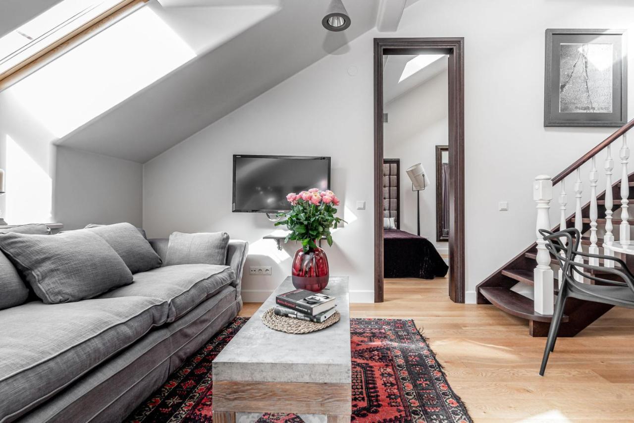 Luxury Gaono In Old Town Apartment วิลนีอุส ภายนอก รูปภาพ