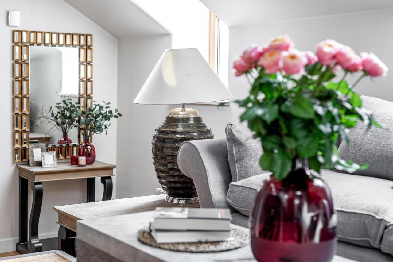 Luxury Gaono In Old Town Apartment วิลนีอุส ภายนอก รูปภาพ